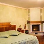 Domacija Pri Damjanu Kozina