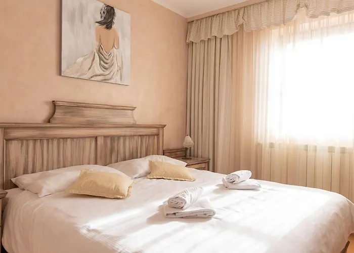 Domacija Pri Damjanu Penzion Kozina